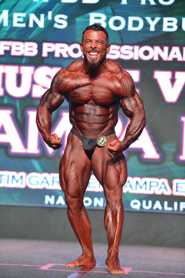Eddie Papiro